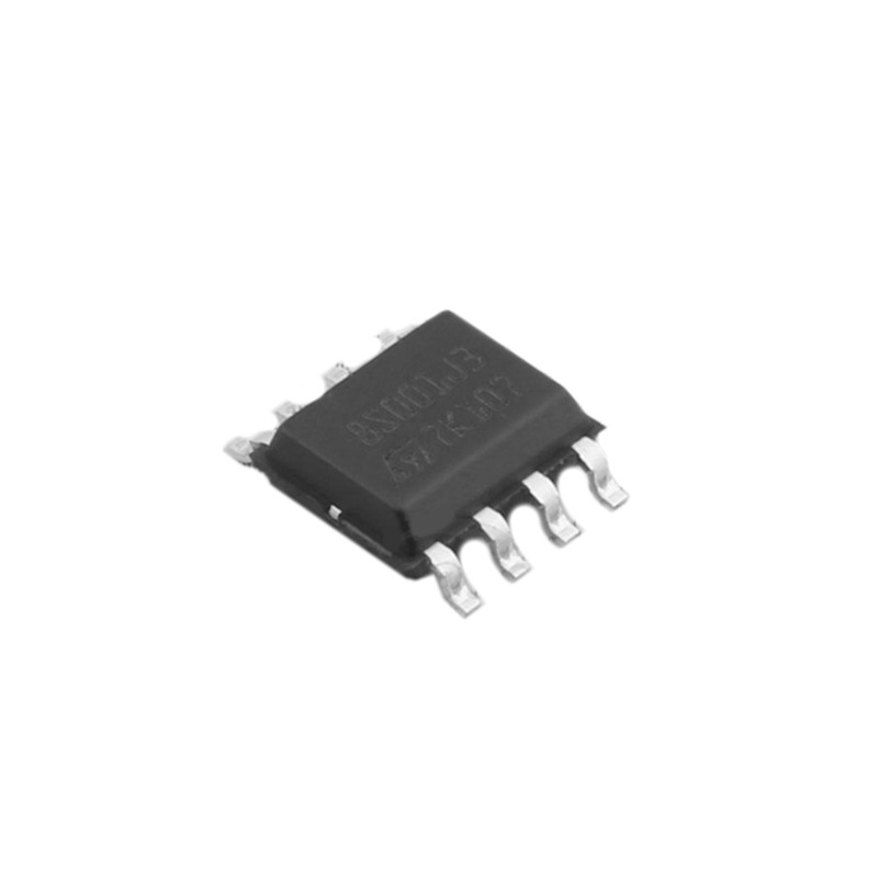 標準的なIC STM8S001J3M3TRのSTM8S001J3M3TRの集積回路の真新しい元の電子部品