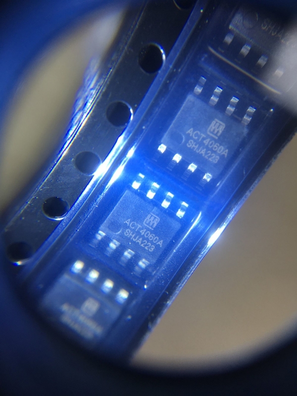 ACT4060ASH   SOP-8集積回路の破片ICの真新しい原物   未使用