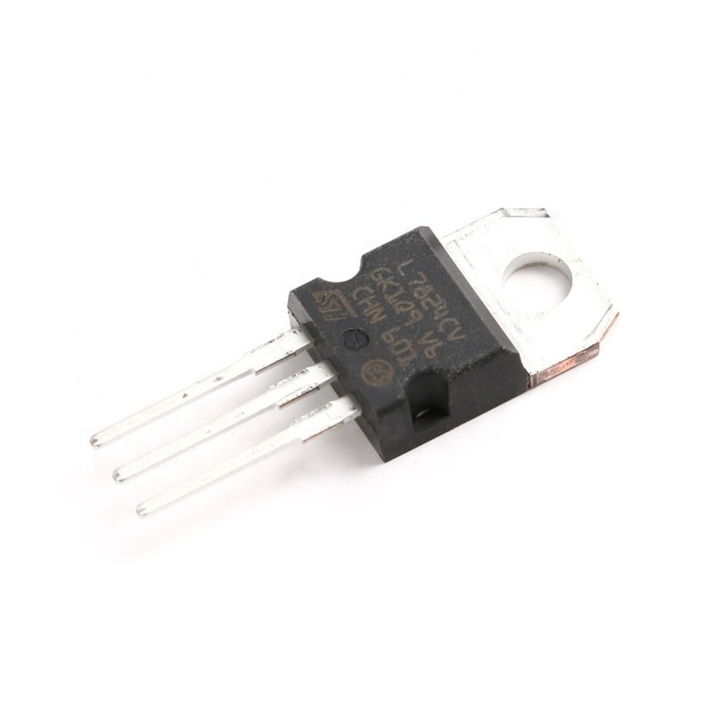 Chuangyunxinyuan元の本物LM7824 24V 1.5A TO-220の電気供給電圧の調整装置の破片L7824CV