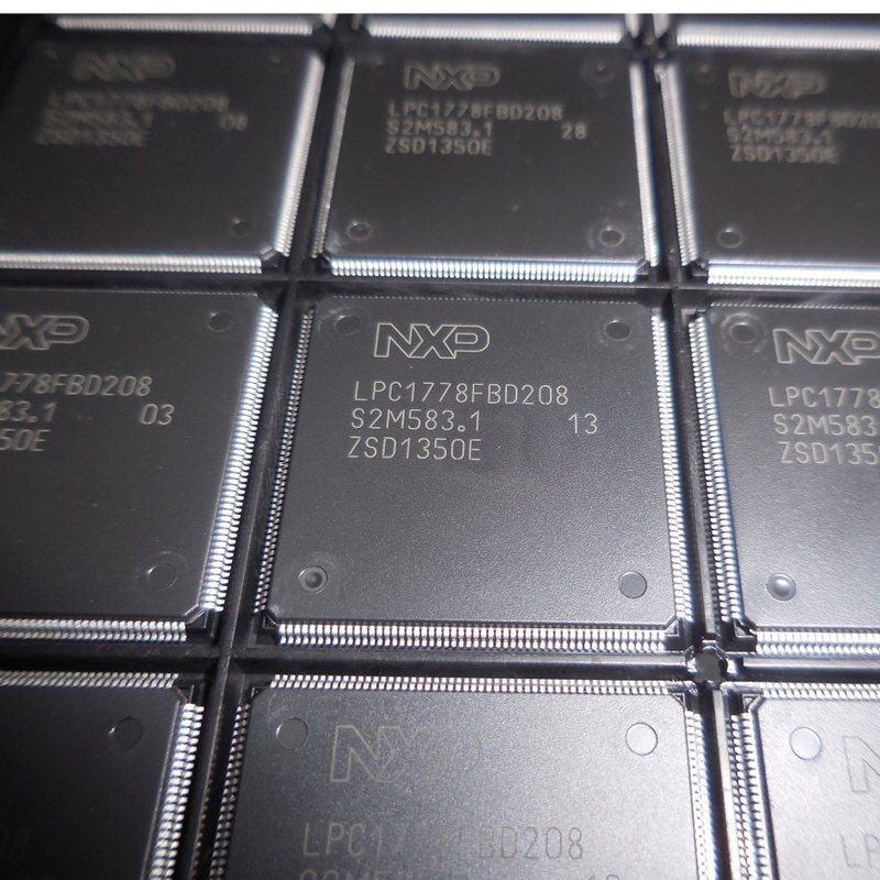 未使用LPC1778FBD208 QFP208の集積回路の破片ICのマイクロ制御回路真新しい原物