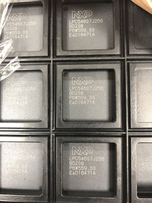 LPC54607J256BD208E    LQFP208   未使用集積回路の破片ICのマイクロ制御回路真新しい原物